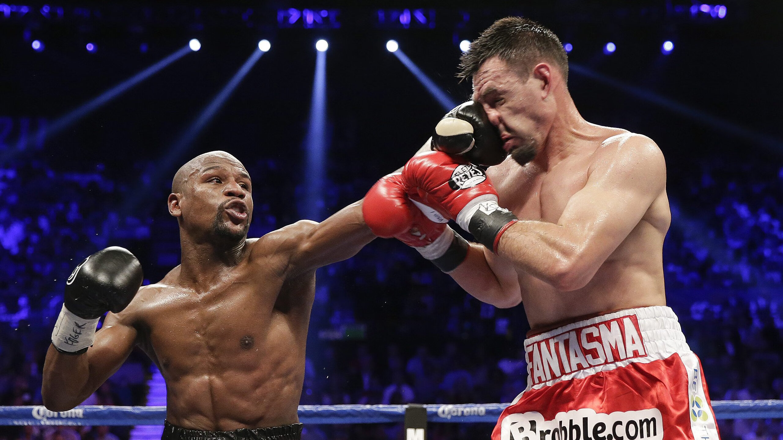 马赛硬仗破局，欧冠淘汰赛焦点战，法甲劲旅力克美国资本新贵